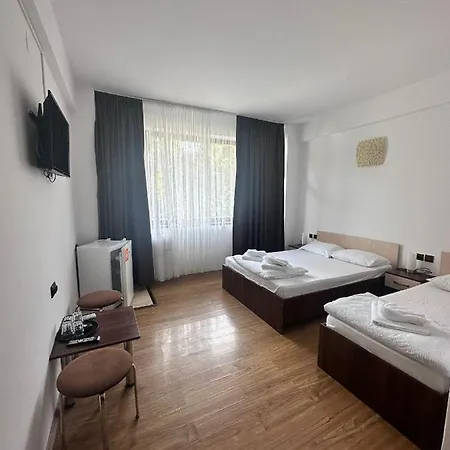 Paradox Oituz 3*